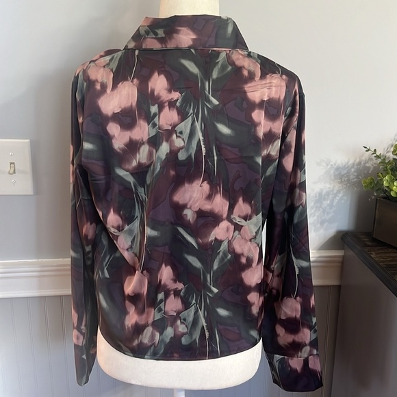 Danskin Women’s Top. NWT - Picture 4 of 6